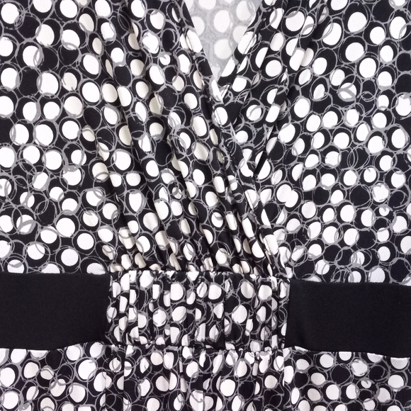 APT 9 black & white polka dot surplice professional work dress size LG (T-249) - Picture 2 of 3